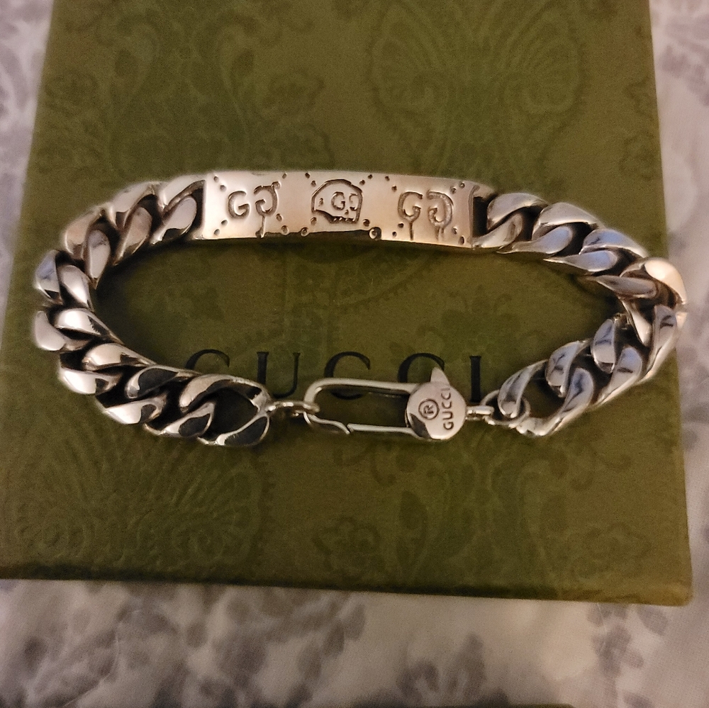 Gucci BNWOT Sterling Silver ID Bracelet ❤️